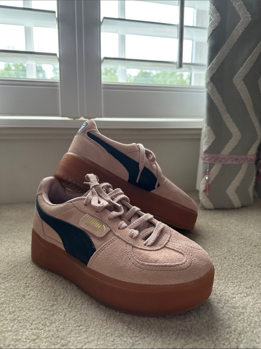 NEW - NEVER WORN! Puma Palermo Suede Platform Shoes